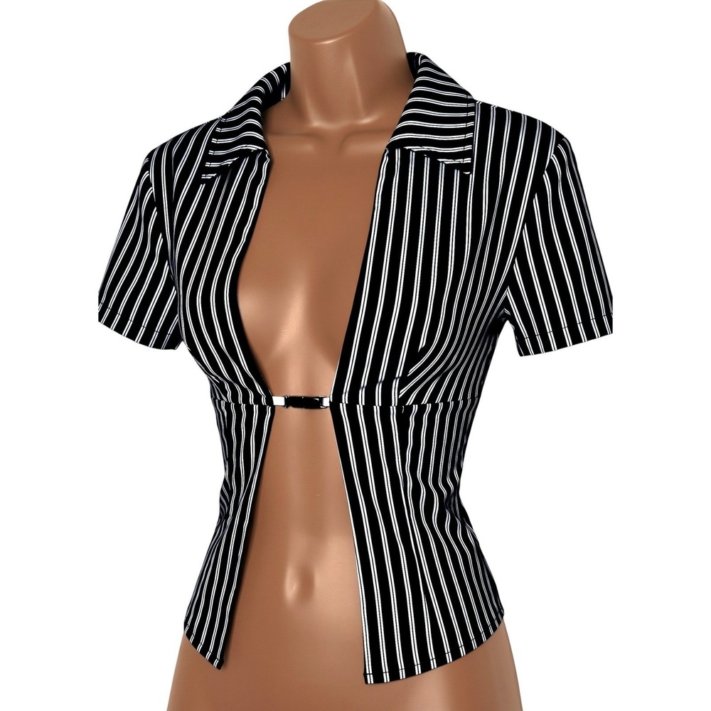 New S Black Pin stripe Short Sleeve Open Front Crop Top Metal Clasp Closure